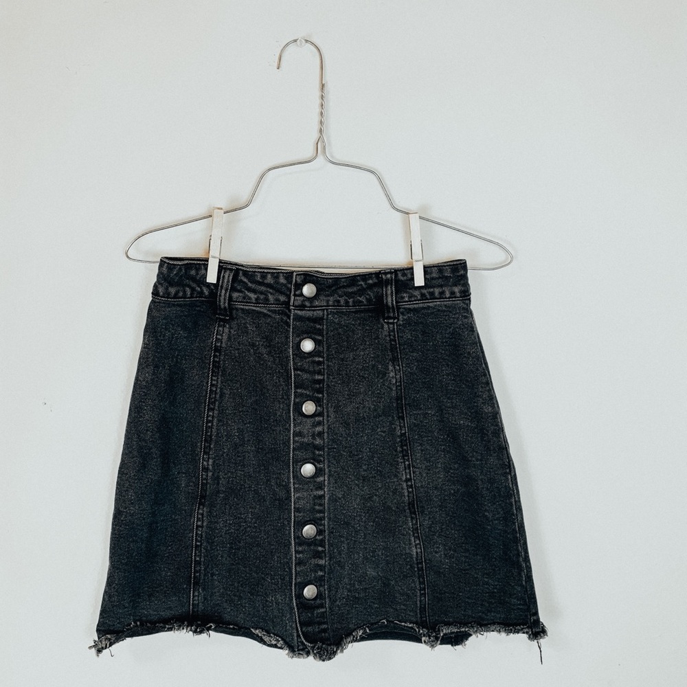 Black Fray Button Skirt